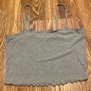 gray crop top